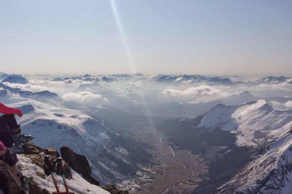 Bakken, Feriebolig Villa Volda Esterno foto